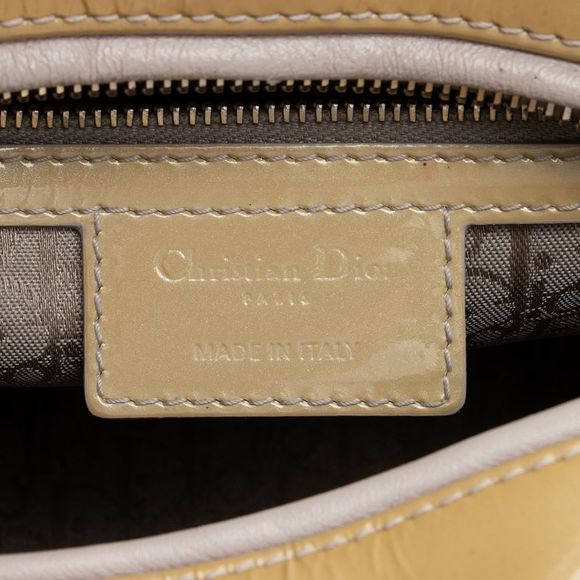 Dior Patent Leather Lady Dior Medium Tote - Picture 8 of 15